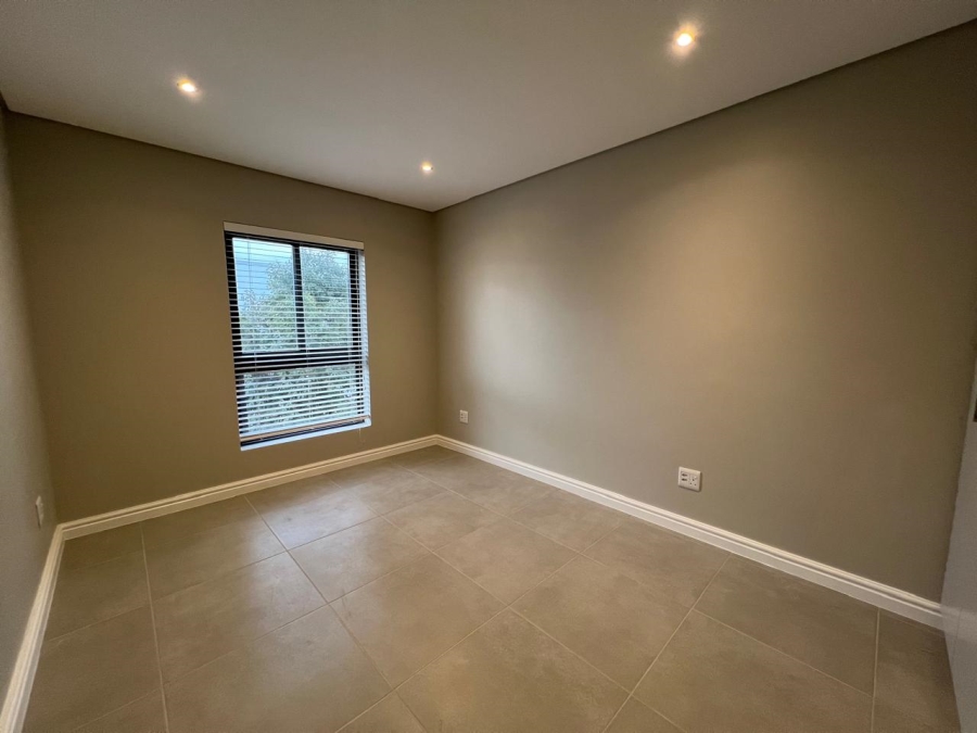 4 Bedroom Property for Sale in Croydon Gardens Estate Western Cape